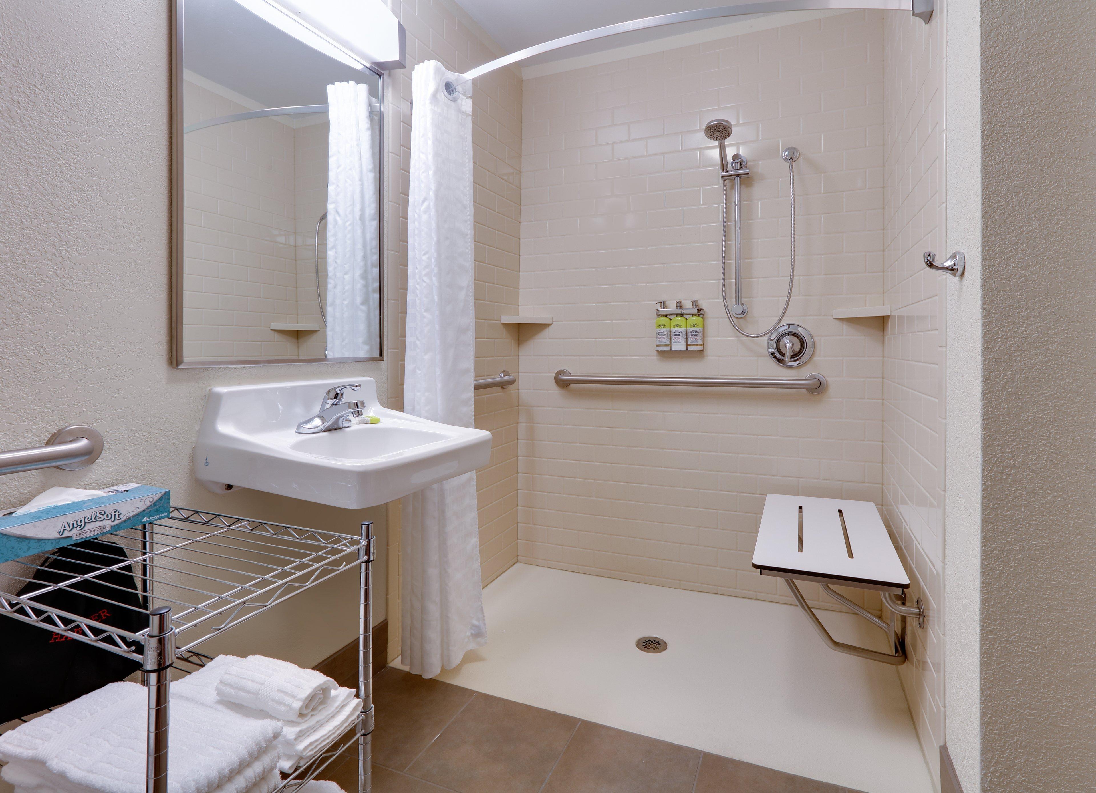Candlewood Suites Salina By Ihg מראה חיצוני תמונה