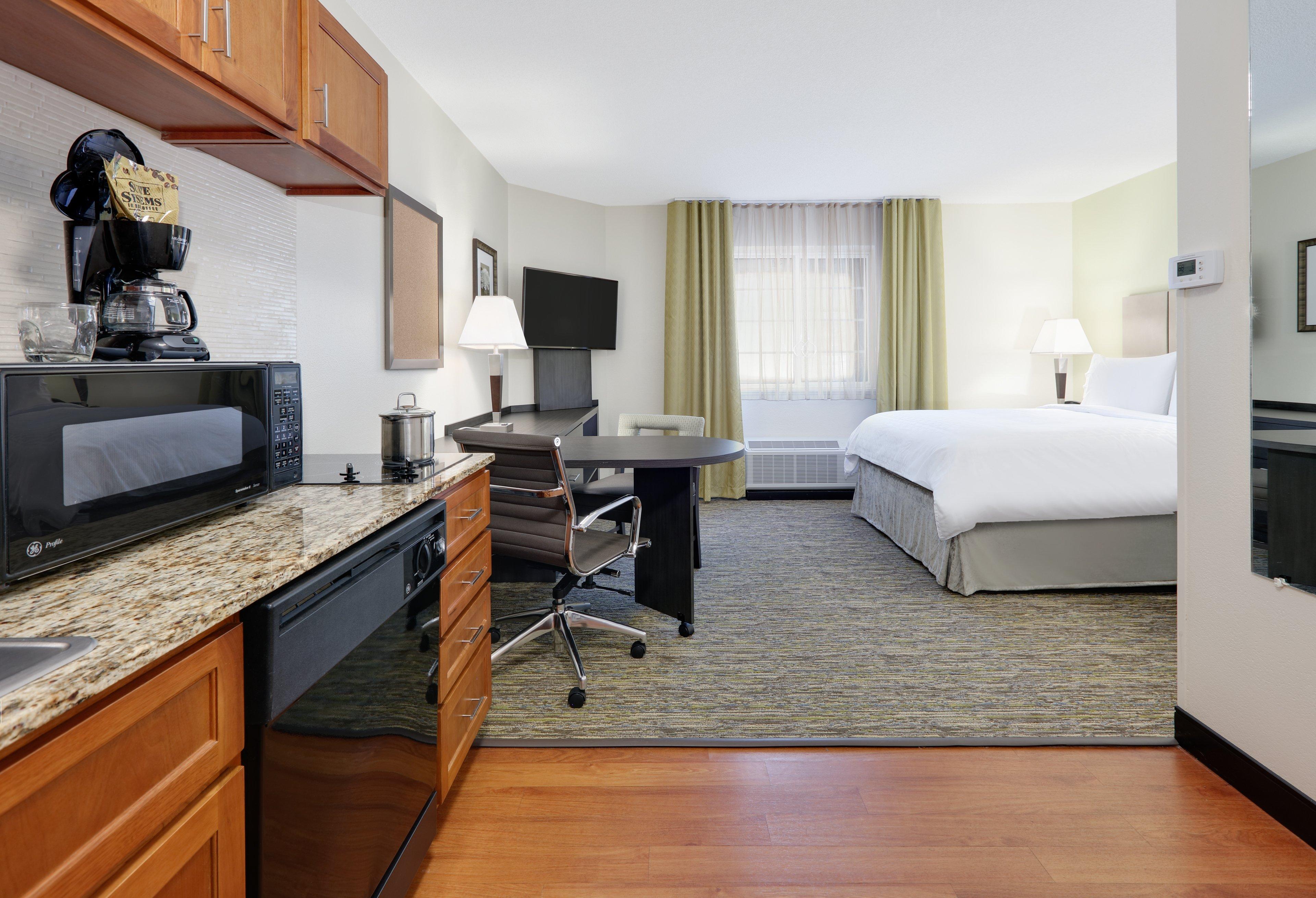 Candlewood Suites Salina By Ihg מראה חיצוני תמונה