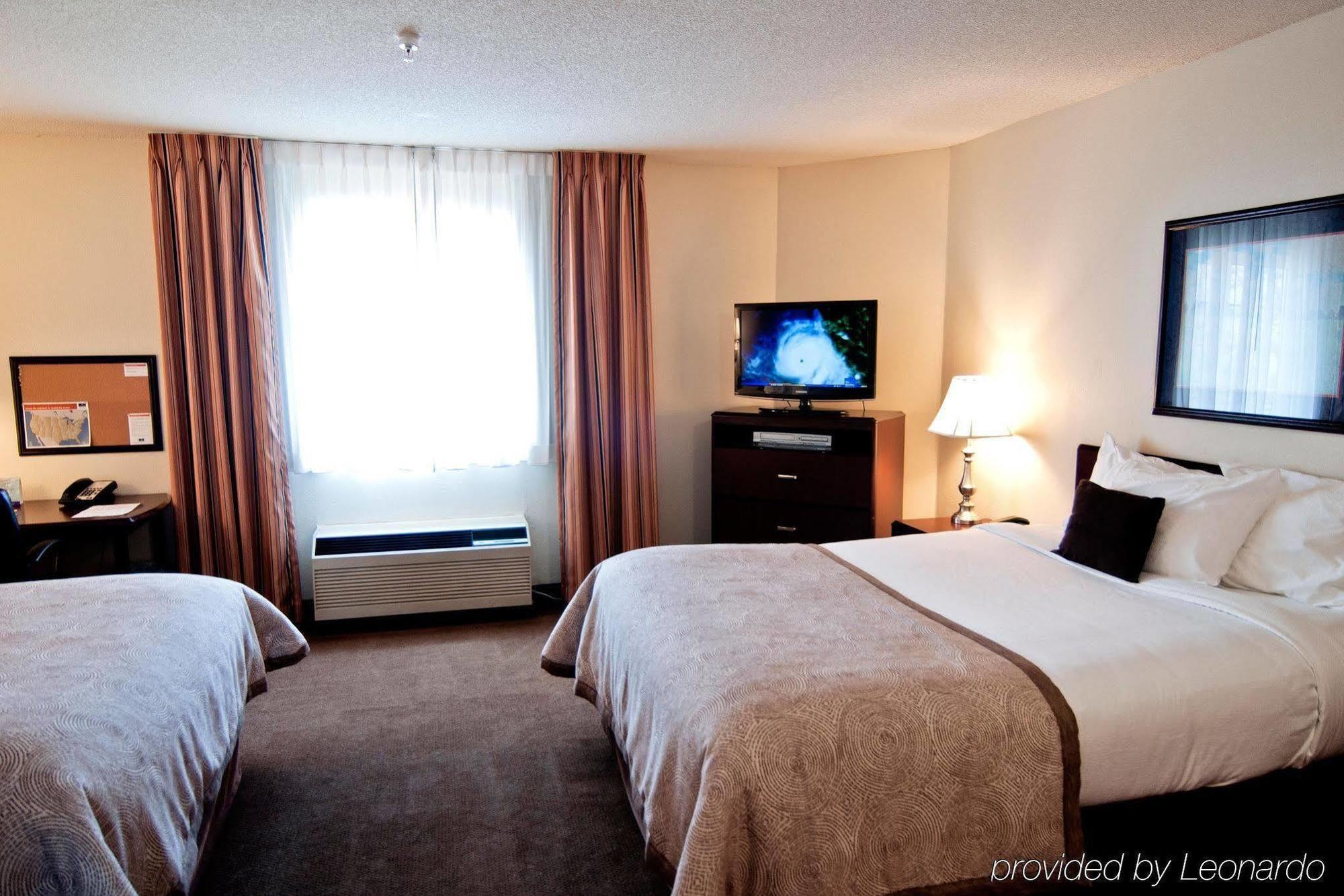 Candlewood Suites Salina By Ihg מראה חיצוני תמונה
